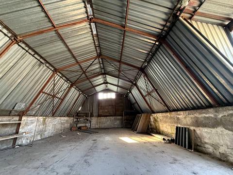 комерційна за адресою Київська вул., 16