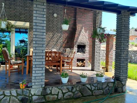 будинок за адресою село. Безручки