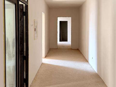 комерційна за адресою Суховоля вул., 7