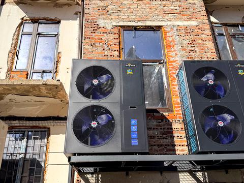 комерційна за адресою Суховоля вул., 7