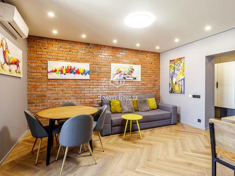 квартира за адресою Академіка Лебедєва вул., 1