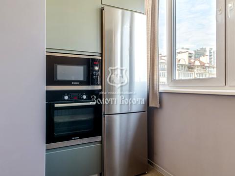 квартира за адресою Академіка Лебедєва вул., 1