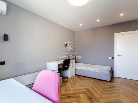 квартира за адресою Академіка Лебедєва вул., 1