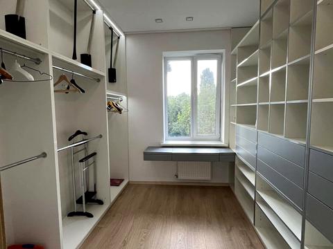 будинок за адресою Промислова вул., 4