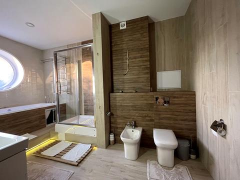 будинок за адресою Промислова вул., 4