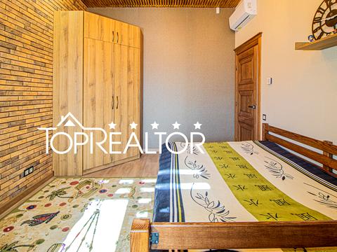 будинок за адресою Акадeмічна вул.