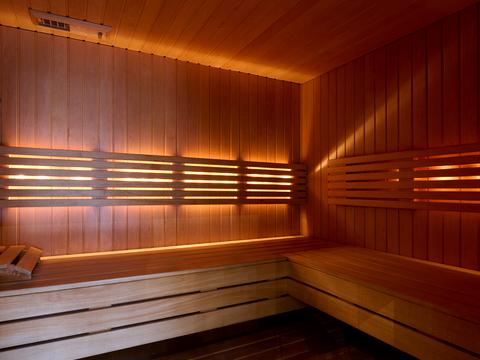 дом по адресу с. Плюты, Київська ул.