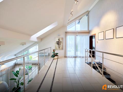 дом по адресу с. Плюты, Київська ул.