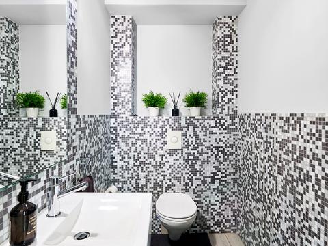 дом по адресу с. Плюты, Київська ул.