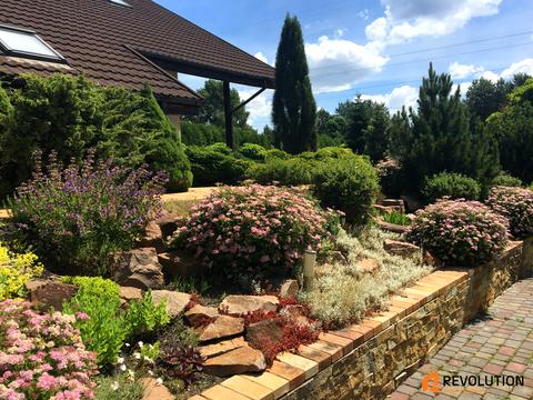 дом по адресу с. Плюты, Київська ул.