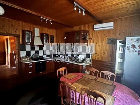 будинок за адресою Польова вул.