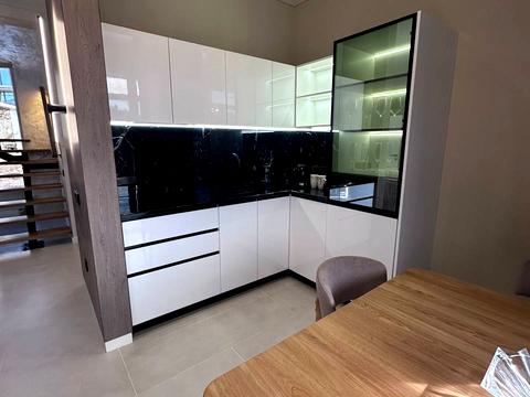 будинок за адресою Свободи вул.