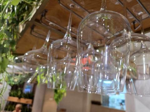 комерційна за адресою с. Крихівці, Слобідська вул., 32