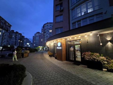 комерційна за адресою с. Крихівці, Слобідська вул., 32