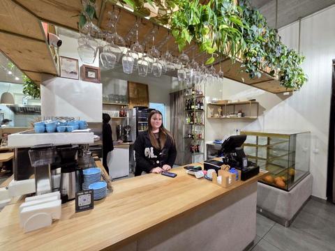 комерційна за адресою с. Крихівці, Слобідська вул., 32