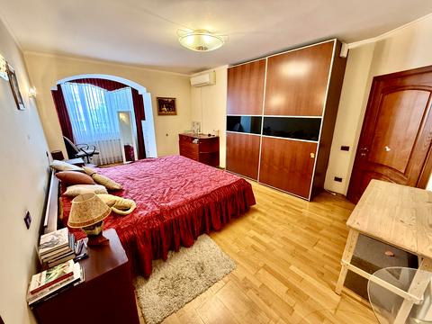 квартира за адресою Степана Рудницького вул. (Академіка Вільямса), 15 к1