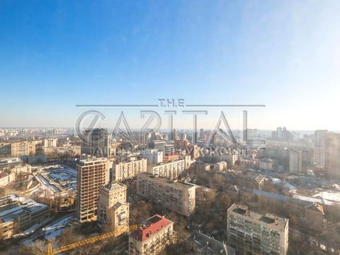 комерційна за адресою Кловський узвіз, 7a