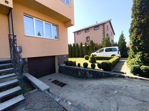 будинок за адресою Юності, 33