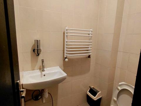 комерційна за адресою Степана Бандери вул. (), 29