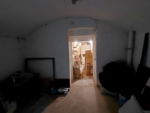 комерційна за адресою Степана Бандери вул. (), 29