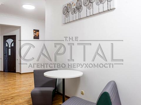 квартира за адресою Золотоустівська вул., 52