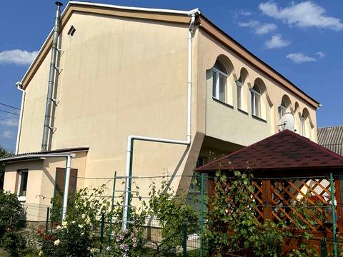 дом по адресу Центральна