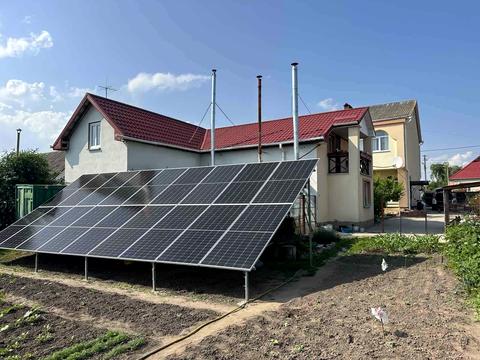 дом по адресу Центральна