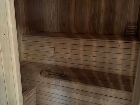 дом по адресу Центральна