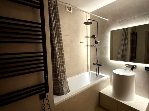 квартира по адресу Каховская ул., 62-А