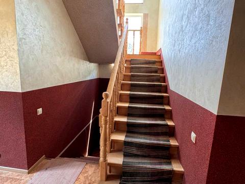 будинок за адресою Центральна, 9