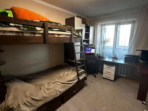 квартира за адресою Космонавтів вул., 38/17