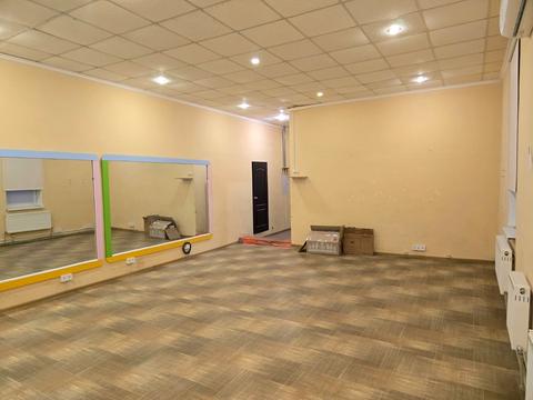 комерційна за адресою Янтарна вул., 75