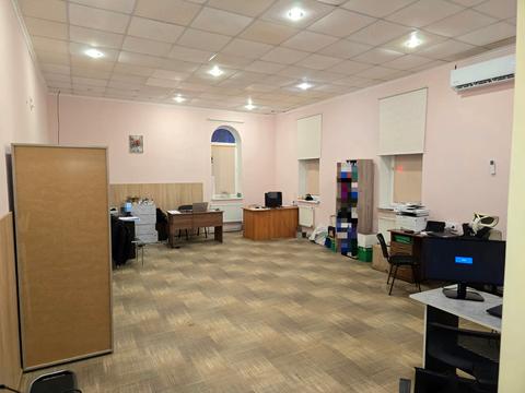 комерційна за адресою Янтарна вул., 75