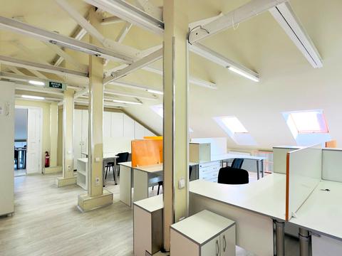 коммерческая по адресу Большая Васильковская ул. (Красноармейская), 76