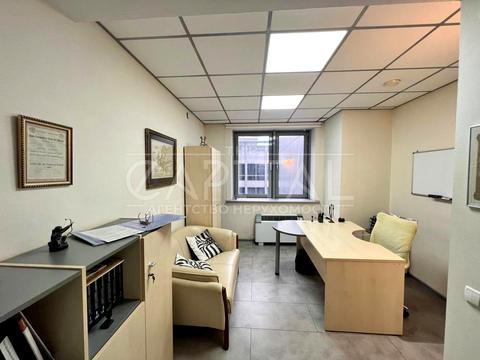 коммерческая по адресу Спортивная пл., 1