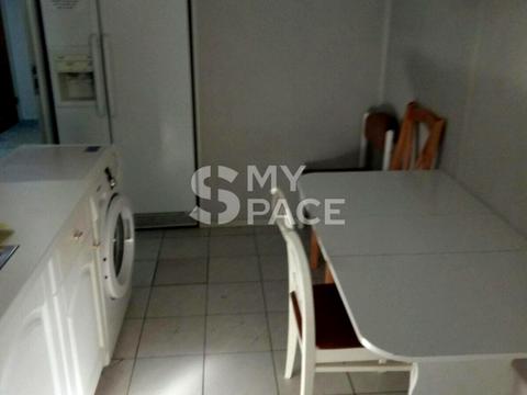 комерційна за адресою Костельна вул., 8