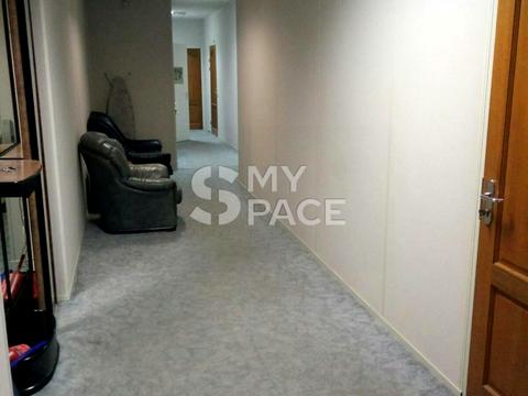 комерційна за адресою Костельна вул., 8