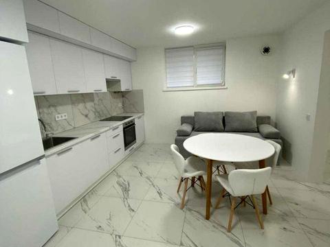 квартира по адресу Космичная ул., 3