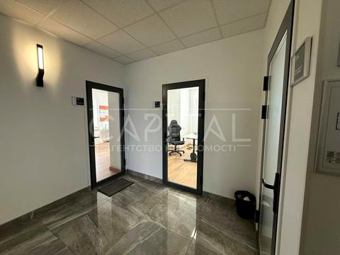 комерційна за адресою Шолуденка вул., 1