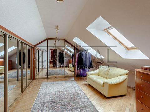 будинок за адресою Козин