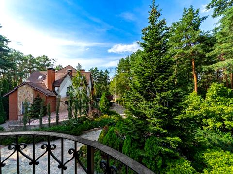 будинок за адресою Козин