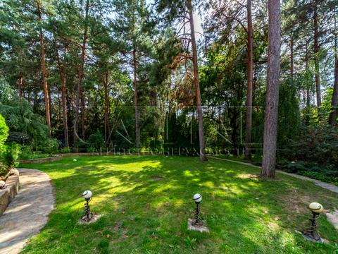 будинок за адресою Козин