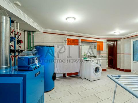 будинок за адресою Козин