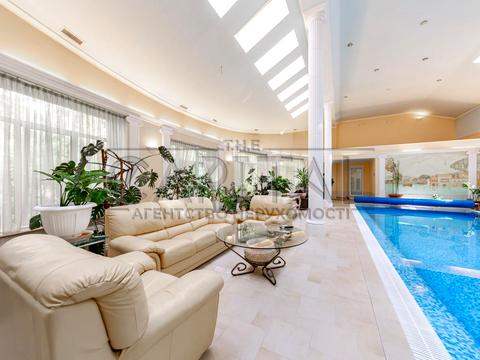 будинок за адресою Козин