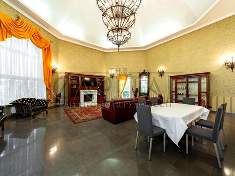 будинок за адресою Козин