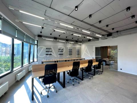коммерческая по адресу Кловский спуск, 7a