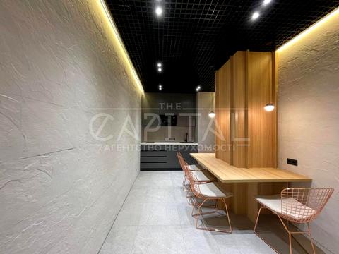 коммерческая по адресу Кловский спуск, 7a