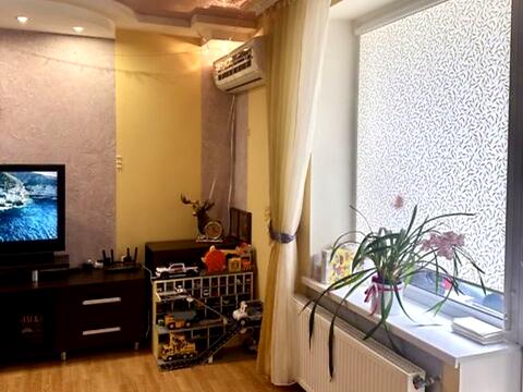 квартира за адресою Зодчих вул., 8