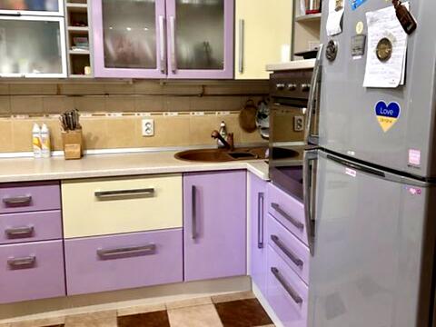 квартира за адресою Зодчих вул., 8