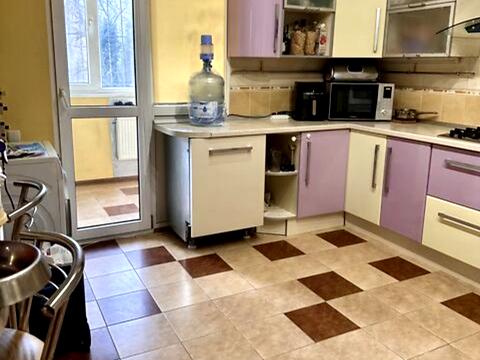 квартира за адресою Зодчих вул., 8